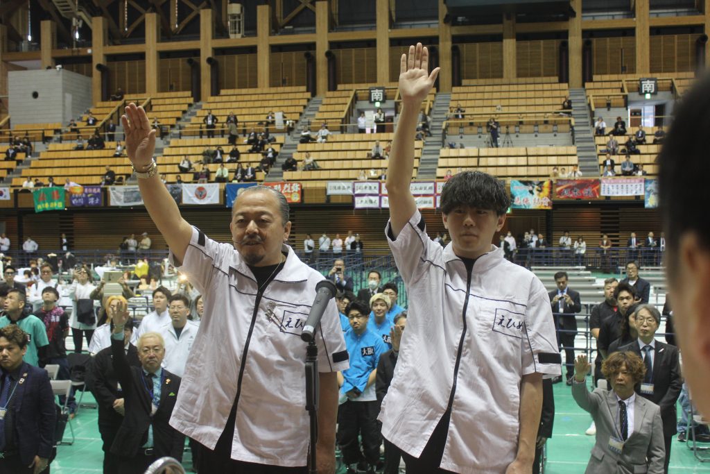 親子で選手宣誓